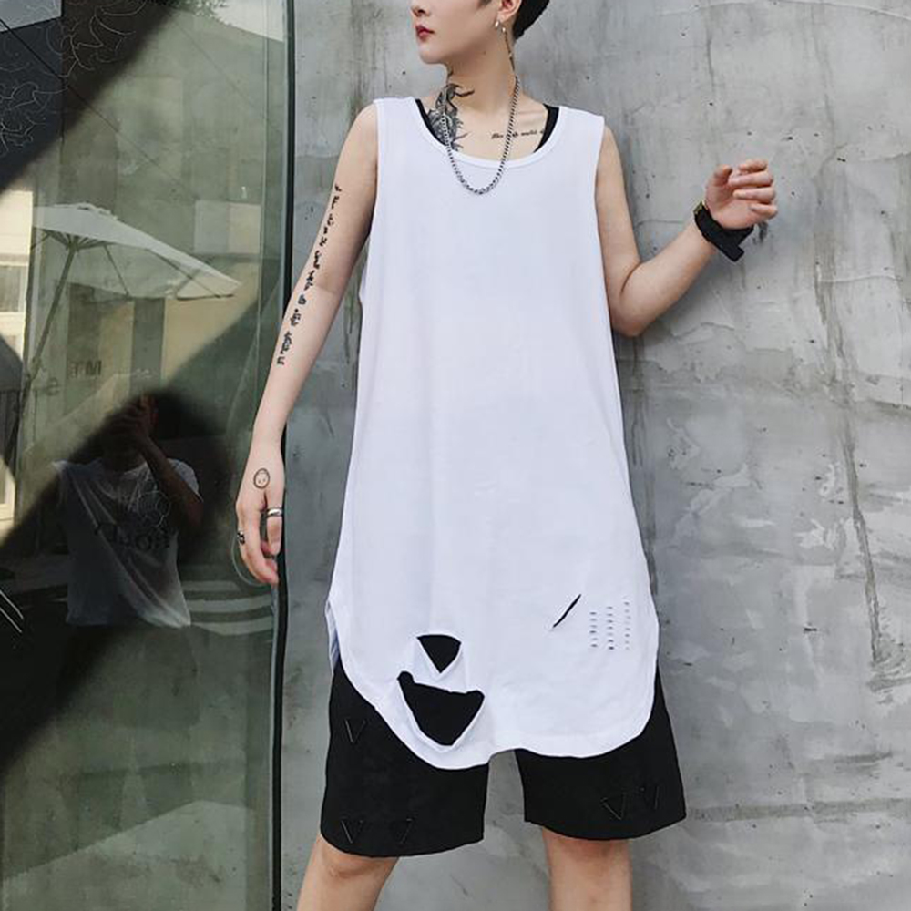 Summer Clothing Trends For Men 2026 - Mens Dark Ripped Breathable Tank Top